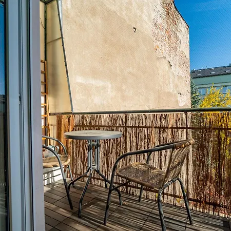 - Balcony, Workspace - By Rentujemy *