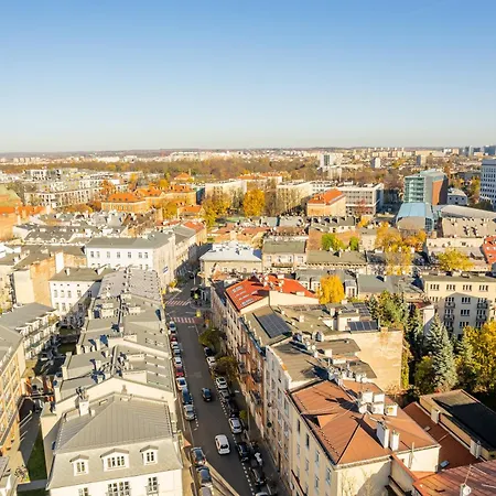 - Balcony, Workspace - By Rentujemy Appartement *