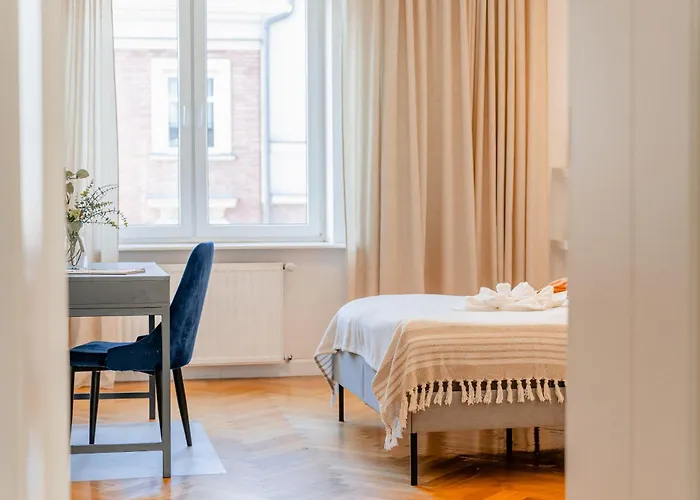 - Balcony, Workspace - By Rentujemy * קרקוב